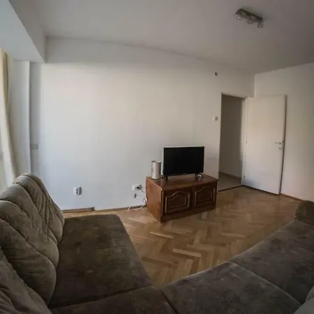 Elephants House Apartment