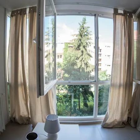 Elephants House Apartment *