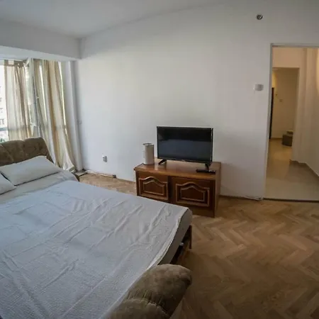 Elephants House Apartment